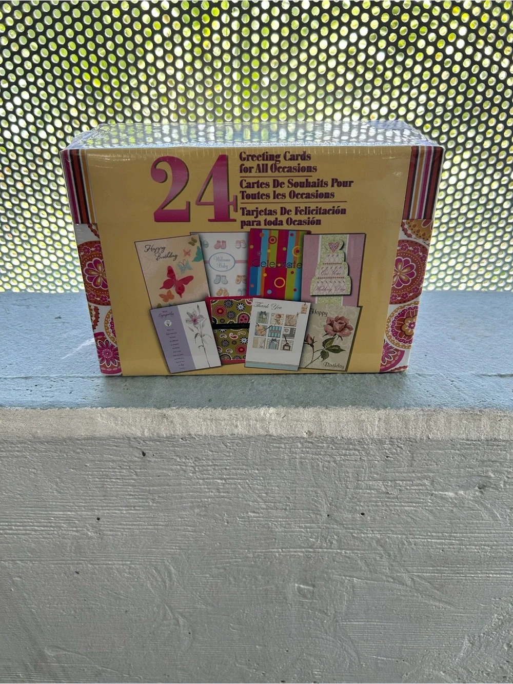 24 Assorted Greeting Cards - Pink & Yellow Box